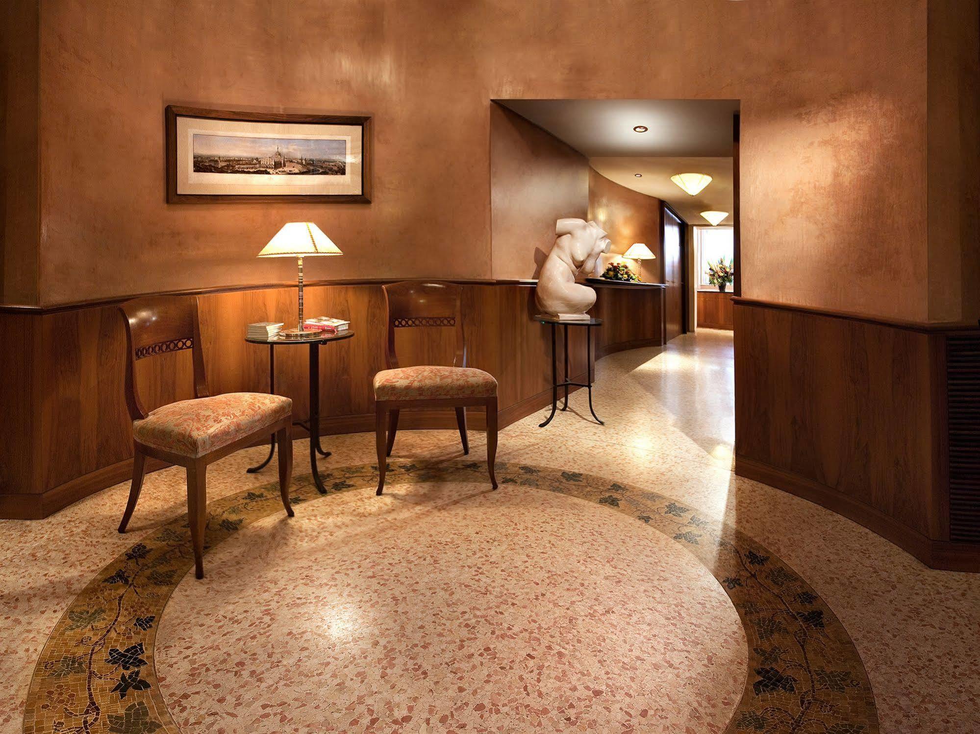Cavour 4* Milán