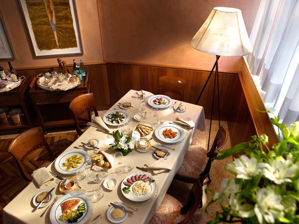 Hotel Cavour Milán
